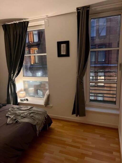 Trendy One Bedroom Apartment Глазго Экстерьер фото